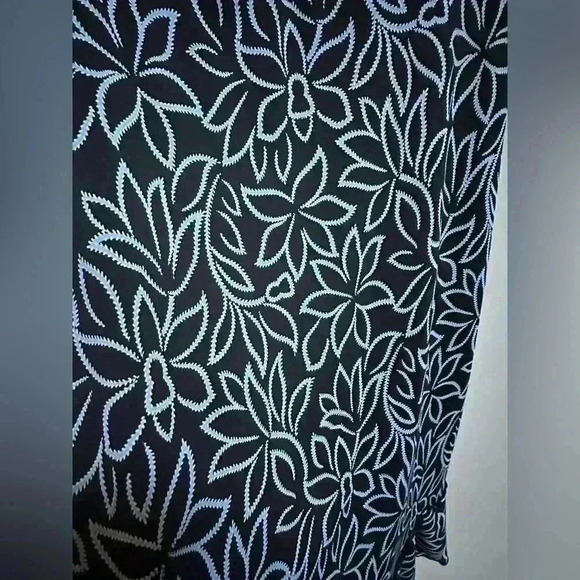 GVC | Vintage Y2K Black StudioM Midi Dress w/ Blue Flowers | Size Medium - Picture 8 of 8